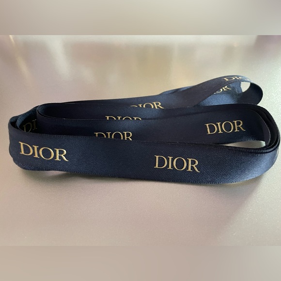 Dior ribbon - Picture 1 of 3